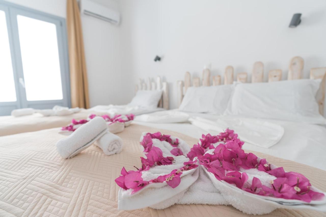Dodomar Selection Hotel Perissa  Bagian luar foto