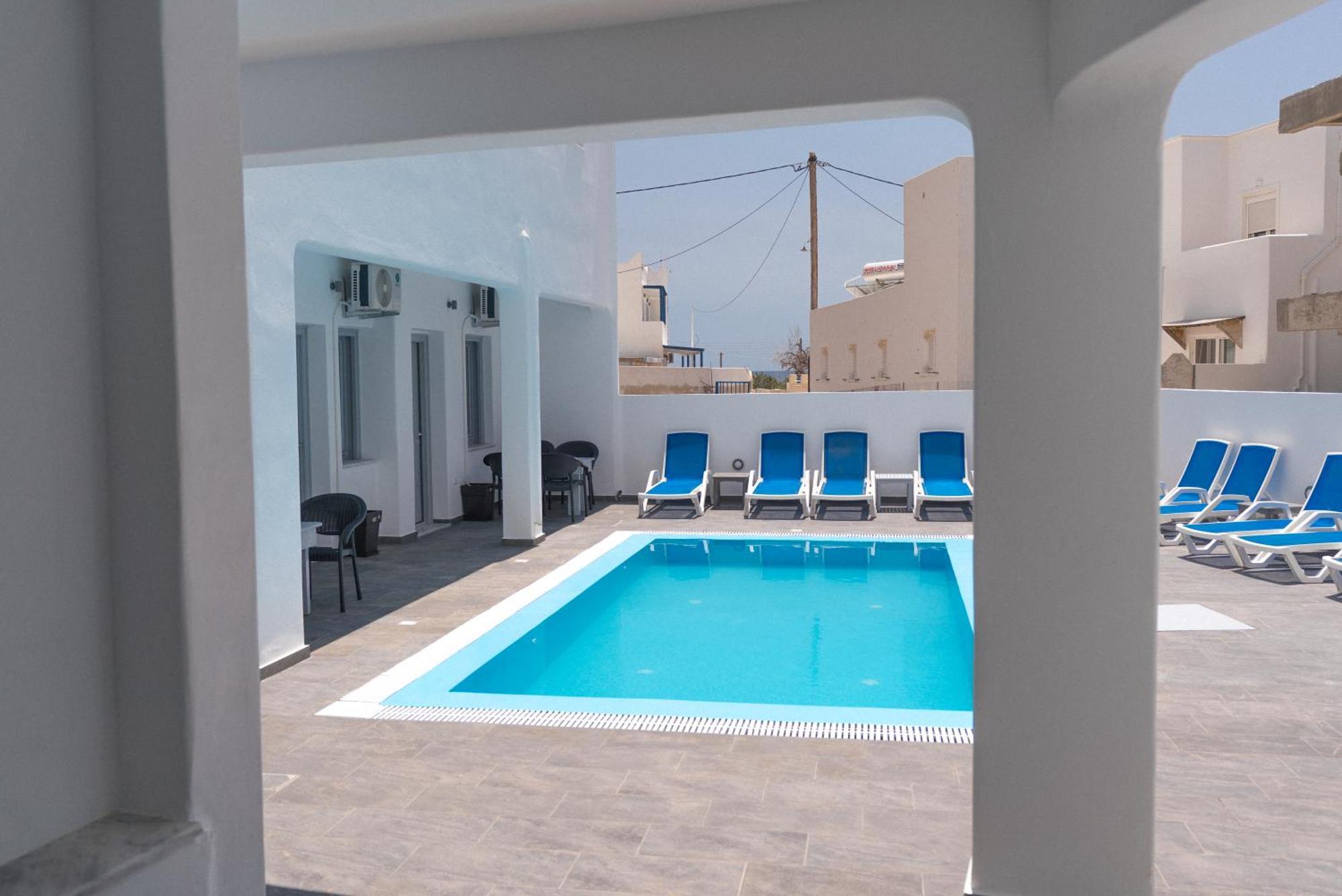 Dodomar Selection Hotel Perissa  Bagian luar foto