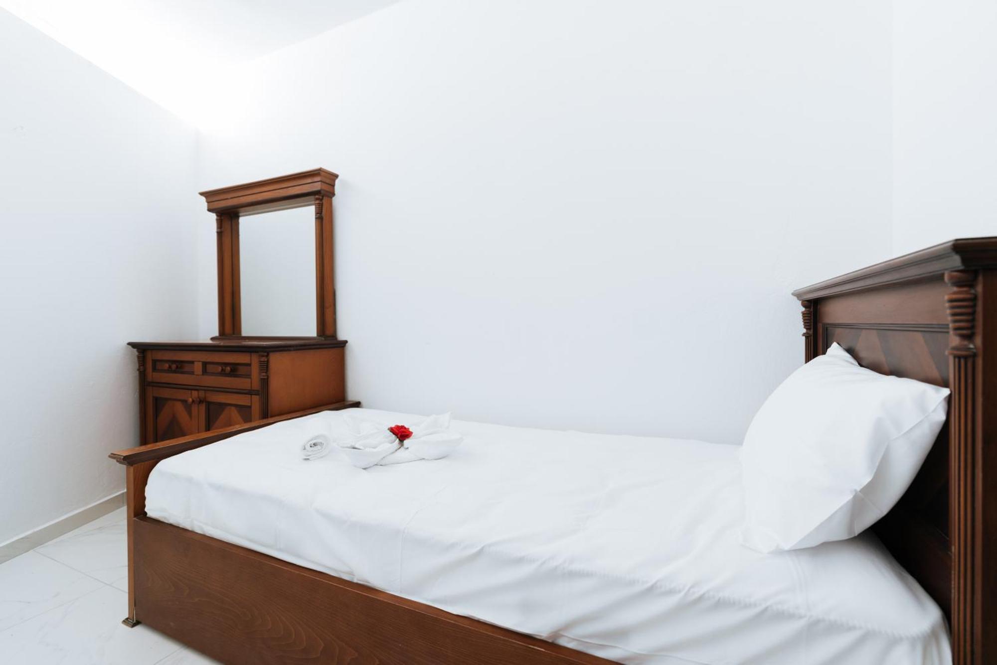 Dodomar Selection Hotel Perissa  Bagian luar foto