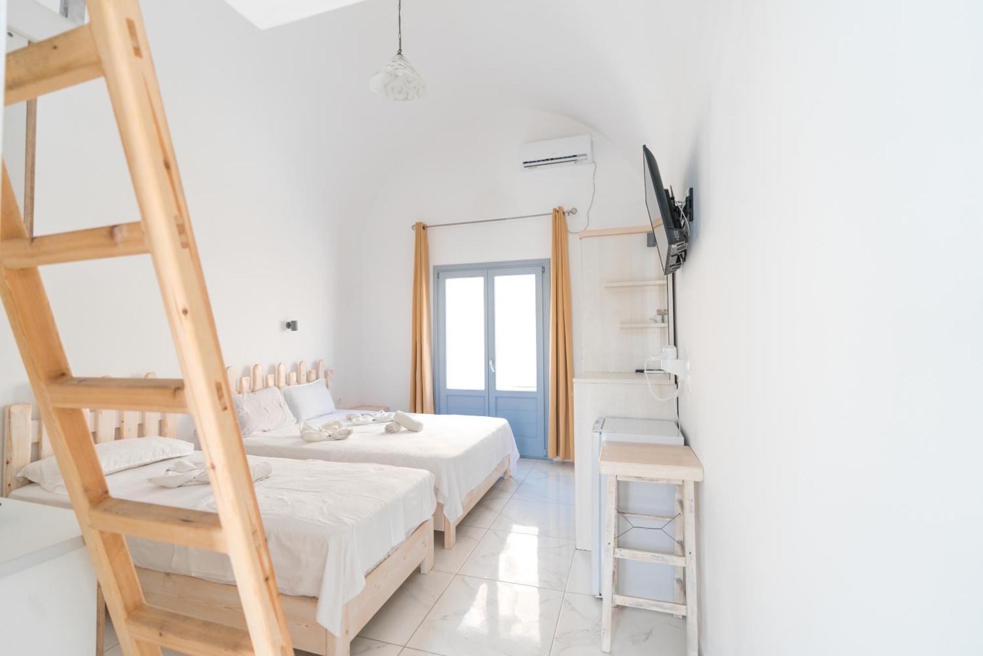 Dodomar Selection Hotel Perissa  Bagian luar foto